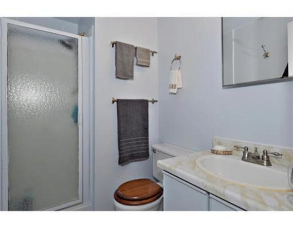 http://cdn.canadapropertylisting.com//Property/medium/3/2016/3/24/3-bedroom-single-family-property-for-sale-5247670711817388938.jpg