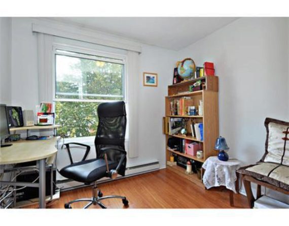 http://cdn.canadapropertylisting.com//Property/medium/3/2016/3/24/3-bedroom-single-family-property-for-sale-5247670711817408940.jpg