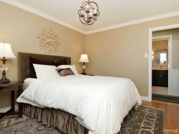 http://cdn.canadapropertylisting.com//Property/medium/3/2016/3/24/4-bedroom-property-for-sale-5247670711792526452.jpg