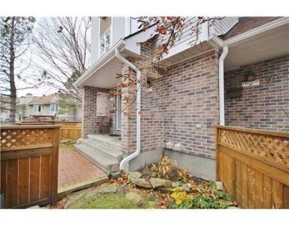 http://cdn.canadapropertylisting.com//Property/medium/3/2016/3/26/1-bedroom-single-family-property-for-sale-5247670711902827481.jpg