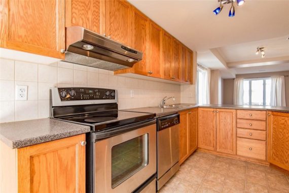 http://cdn.canadapropertylisting.com//Property/medium/3/2016/3/26/2-bedroom-single-family-property-for-sale-5247670711902537452.jpg