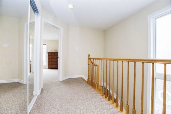 http://cdn.canadapropertylisting.com//Property/medium/3/2016/3/26/3-bedroom-single-family-property-for-sale-5247670711895196718.jpg