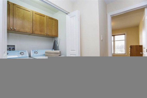 http://cdn.canadapropertylisting.com//Property/medium/3/2016/3/26/3-bedroom-single-family-property-for-sale-5247670711895236722.jpg
