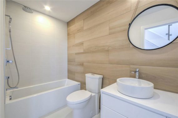 http://cdn.canadapropertylisting.com//Property/medium/3/2016/3/26/3-bedroom-single-family-property-for-sale-5247670711897926991.jpg