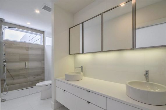 http://cdn.canadapropertylisting.com//Property/medium/3/2016/3/26/3-bedroom-single-family-property-for-sale-5247670711897976996.jpg