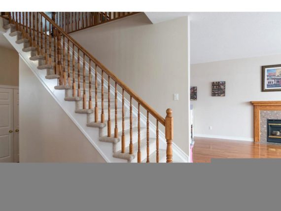 http://cdn.canadapropertylisting.com//Property/medium/3/2016/3/26/4-bedroom-single-family-property-for-sale-5247670711891546353.jpg