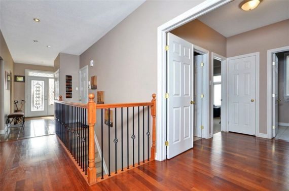 http://cdn.canadapropertylisting.com//Property/medium/3/2016/3/31/3-bedroom-single-family-property-for-sale-5247670711916738872.jpg