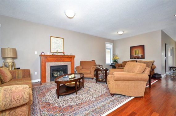 http://cdn.canadapropertylisting.com//Property/medium/3/2016/3/31/3-bedroom-single-family-property-for-sale-5247670711916748873.jpg