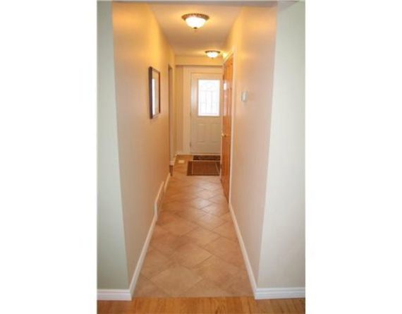 http://cdn.canadapropertylisting.com//Property/medium/3/2016/3/31/3-bedroom-single-family-property-for-sale-5247670711916988897.jpg