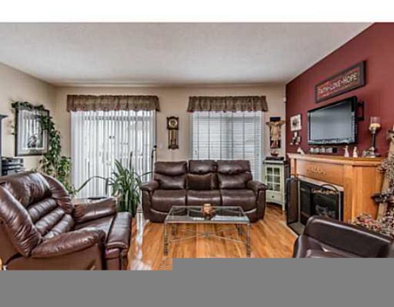 http://cdn.canadapropertylisting.com//Property/medium/3/2016/3/31/3-bedroom-single-family-property-for-sale-5247670711918759074.jpg
