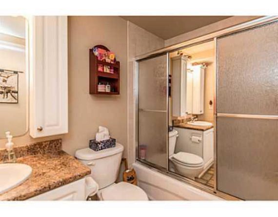 http://cdn.canadapropertylisting.com//Property/medium/3/2016/3/31/3-bedroom-single-family-property-for-sale-5247670711918849083.jpg