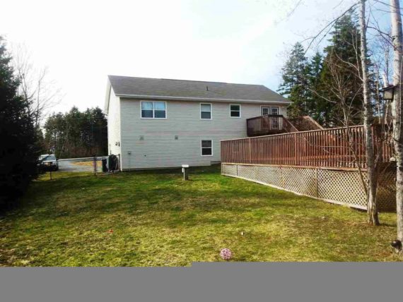 http://cdn.canadapropertylisting.com//Property/medium/3/2016/6/1/4-bedroom-single-family-property-for-sale-5247689882850254301.jpg