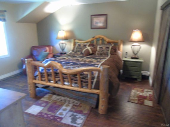 http://cdn.canadapropertylisting.com//Property/medium/3/2016/7/28/4-bedroom-property-for-sale-5247738976283397603.jpg