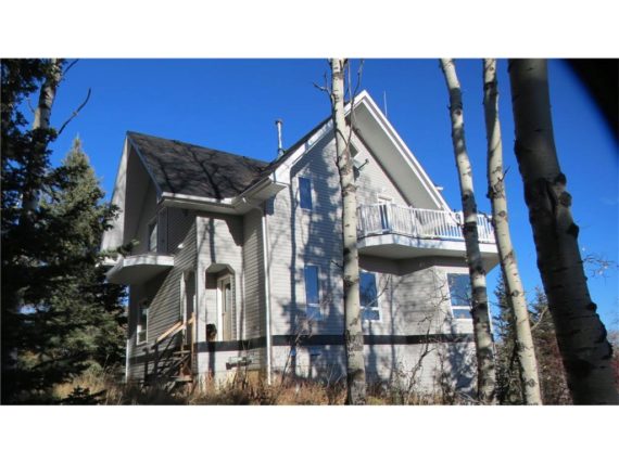 http://cdn.canadapropertylisting.com//Property/medium/4/2016/6/2/3-bedroom-Single-Family-Property-for-Sale-id997715.jpg